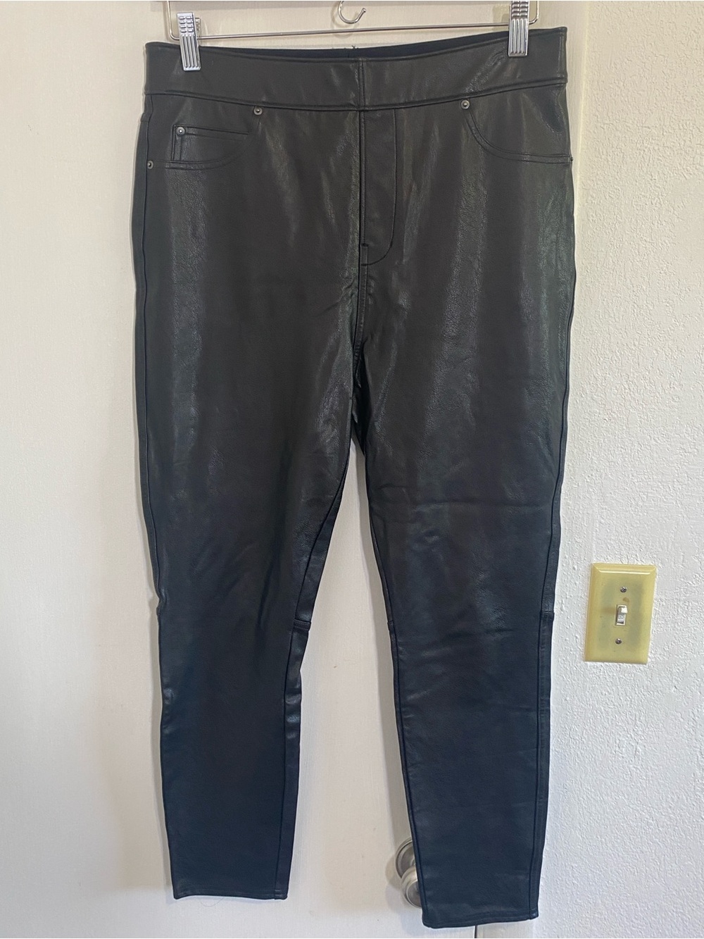 Spanx Leather-like Women's Ankle Pants Skinny Leggings Black Large